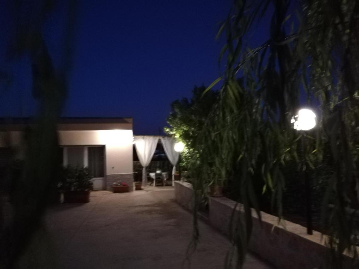 לוקורוטונדו Il Rifugio In Valle D'Itria מראה חיצוני תמונה